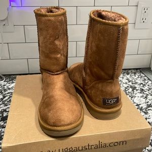 Classic Short Ugg Boots